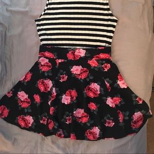 Black floral circle skirt with back zipper